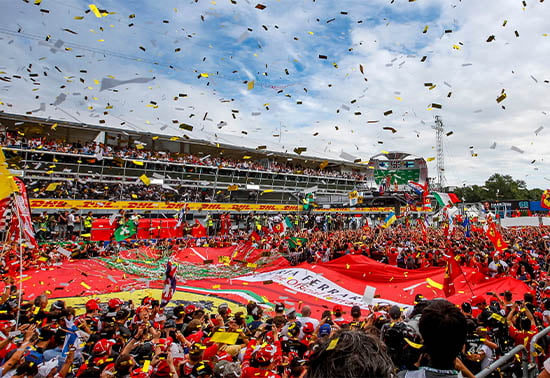 Grandstand 21E Curva Parabolica weekend